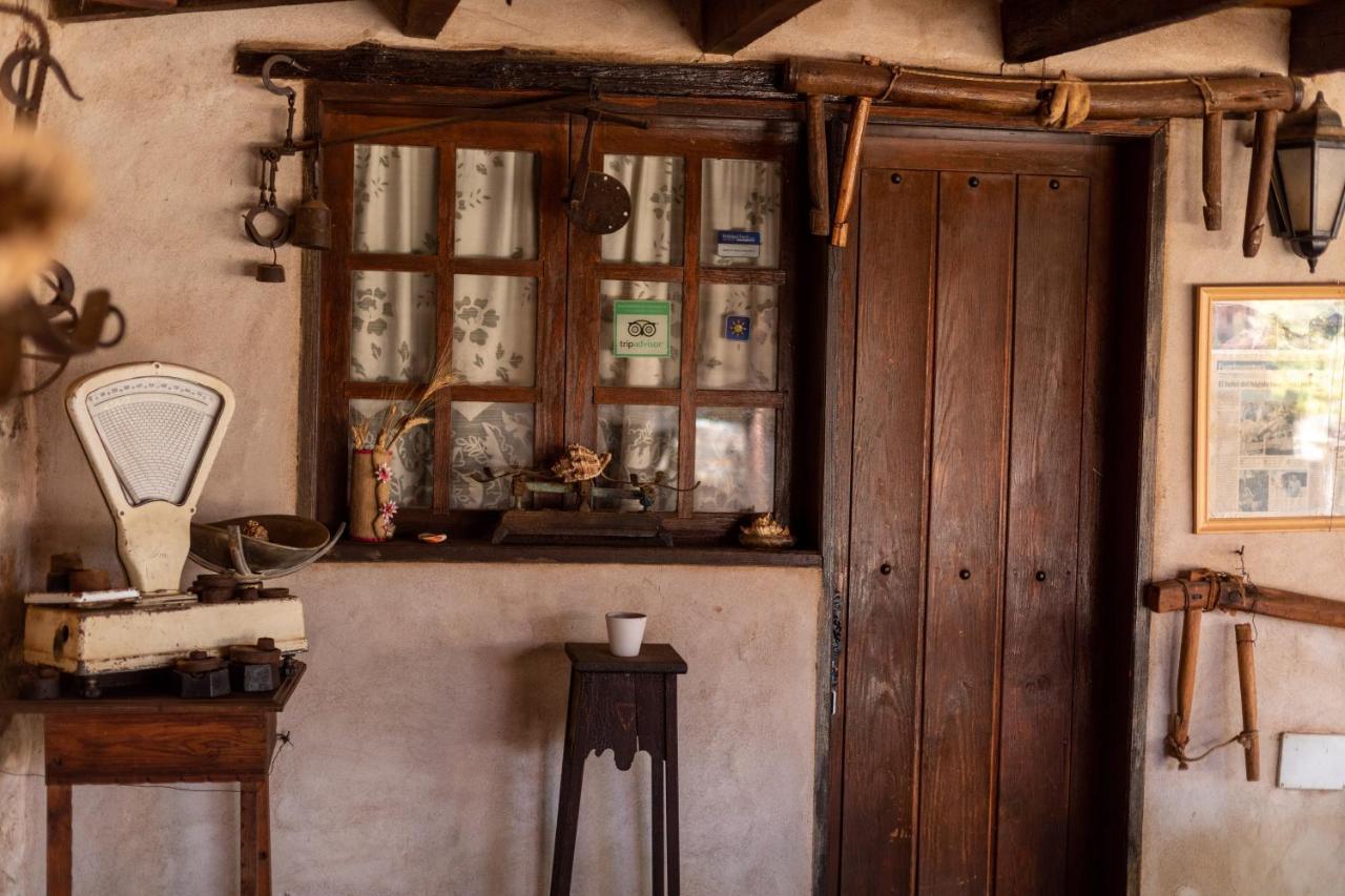 La Gayria Country house *